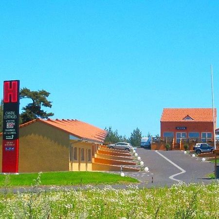 Hotel Cantal Cottages Сен-Жорж Экстерьер фото