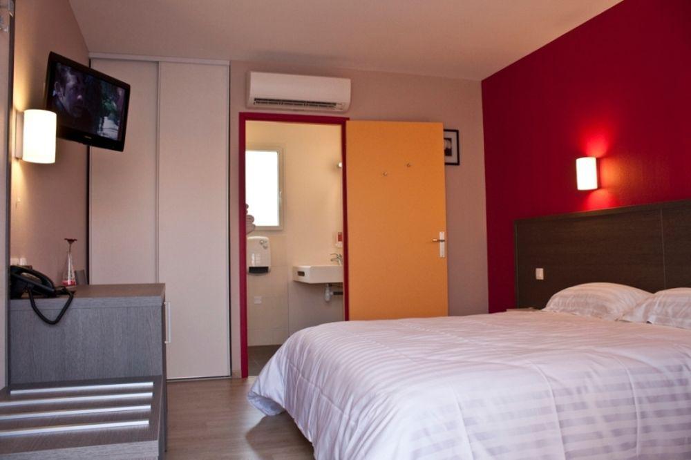 Hotel Cantal Cottages Сен-Жорж Экстерьер фото